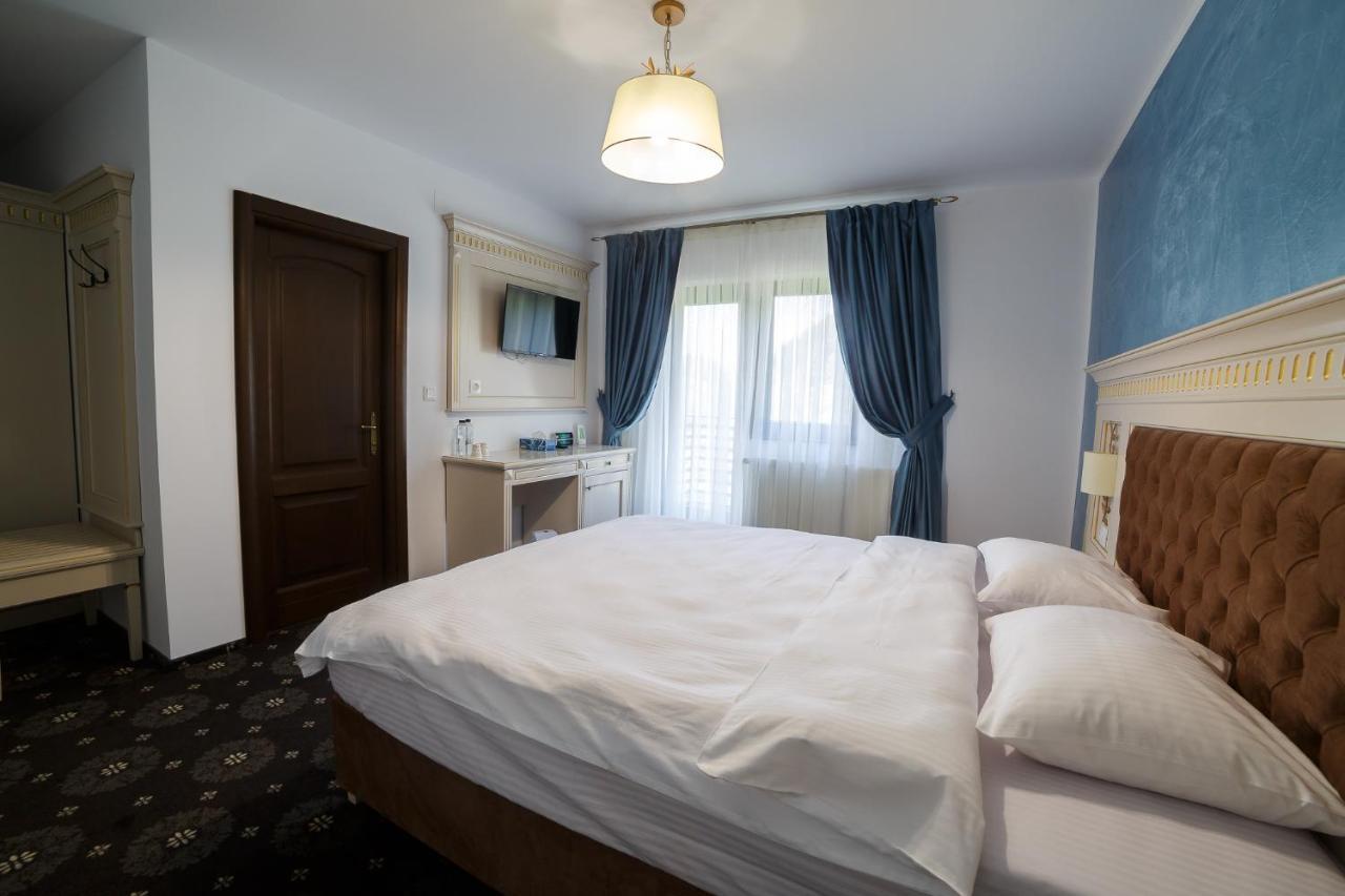 Gradina Mariajelor Hotel Câmpulung Moldovenesc エクステリア 写真