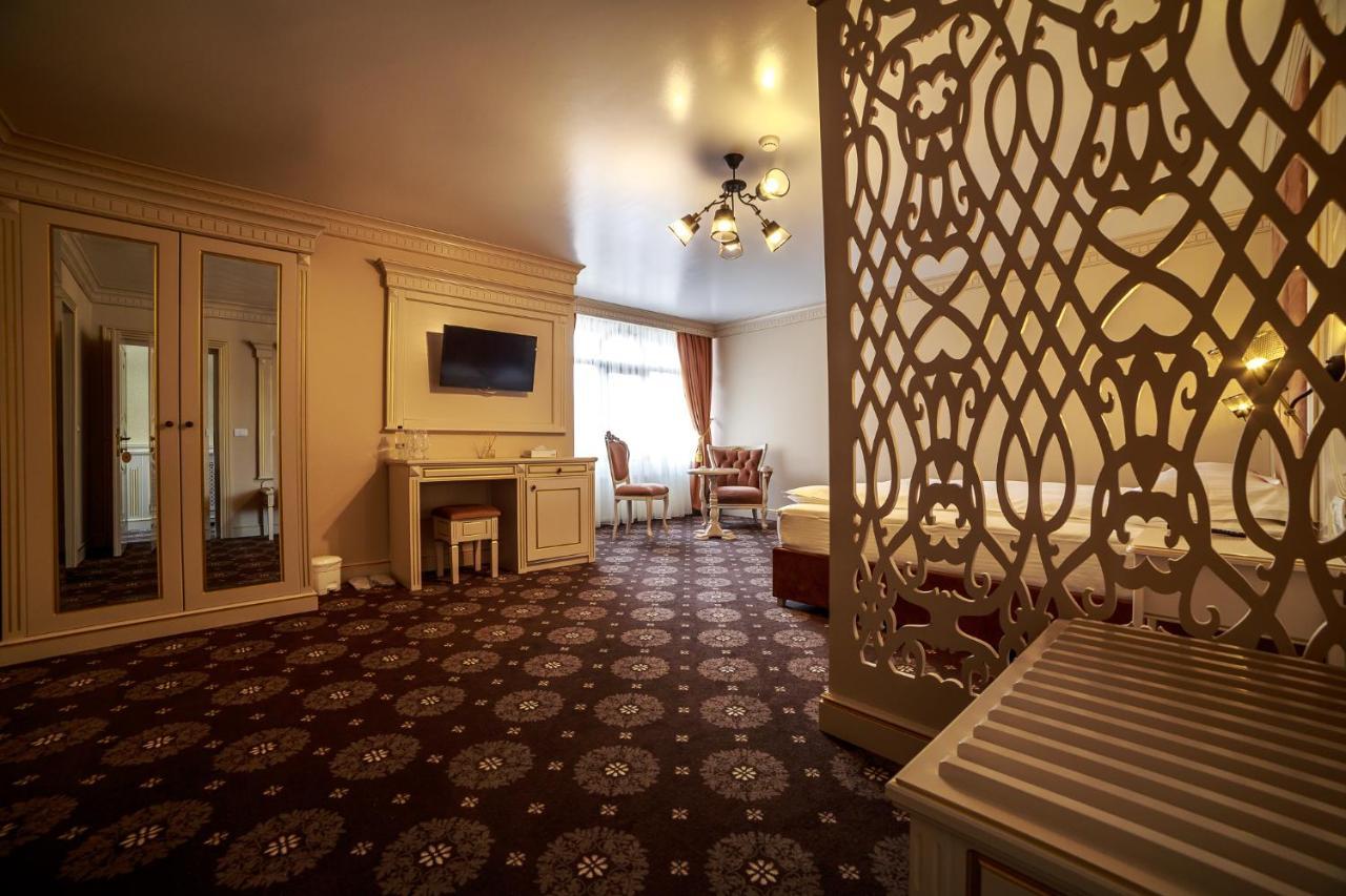 Gradina Mariajelor Hotel Câmpulung Moldovenesc エクステリア 写真